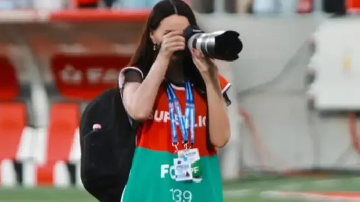 Holtan találtak egy fiatal fotóriportert, lesújtó tragédiáról érkezett hír