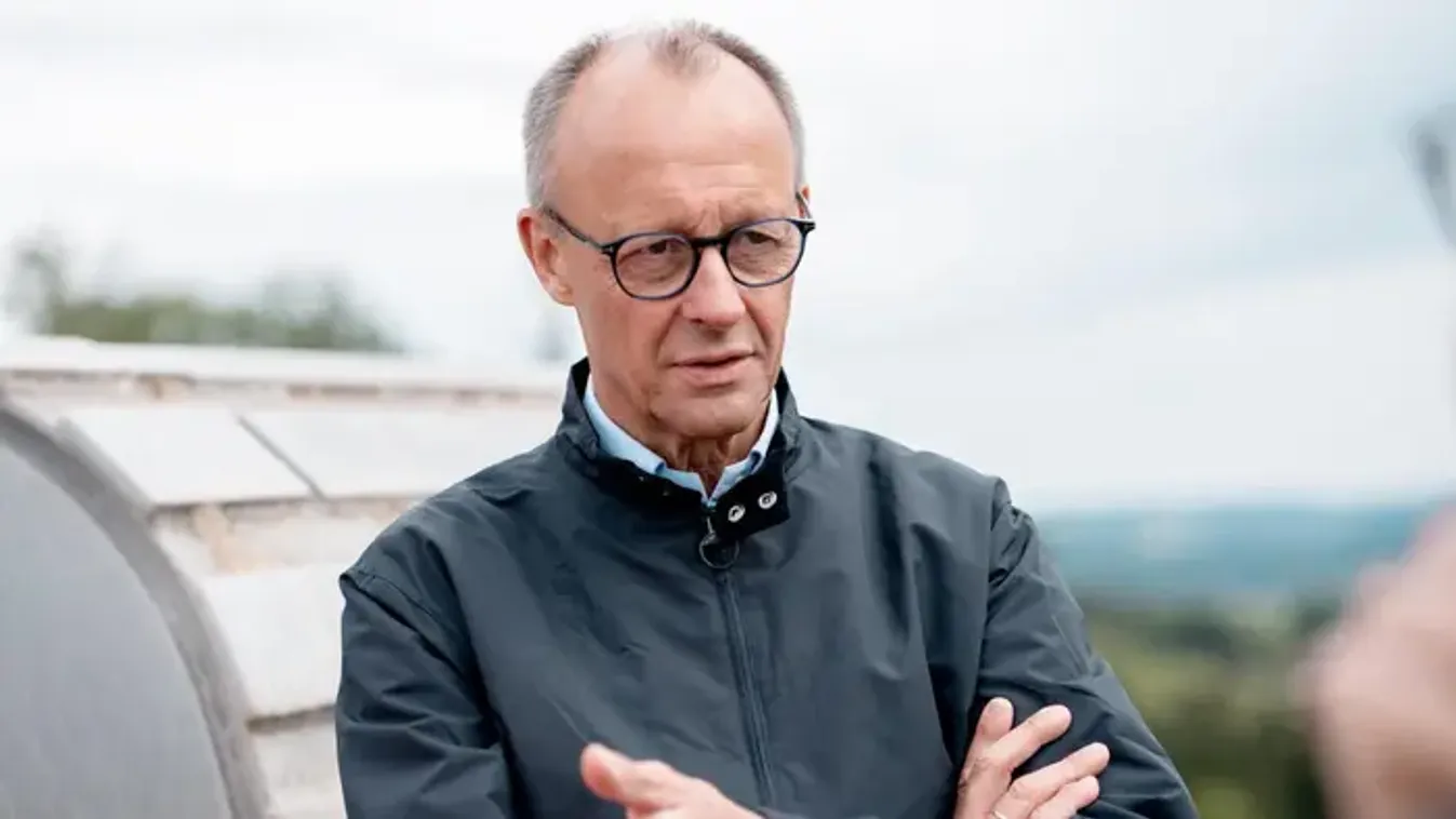 Merz az év utolsó napján: Hibrid háborúra kell készülni Európának Oroszországgal