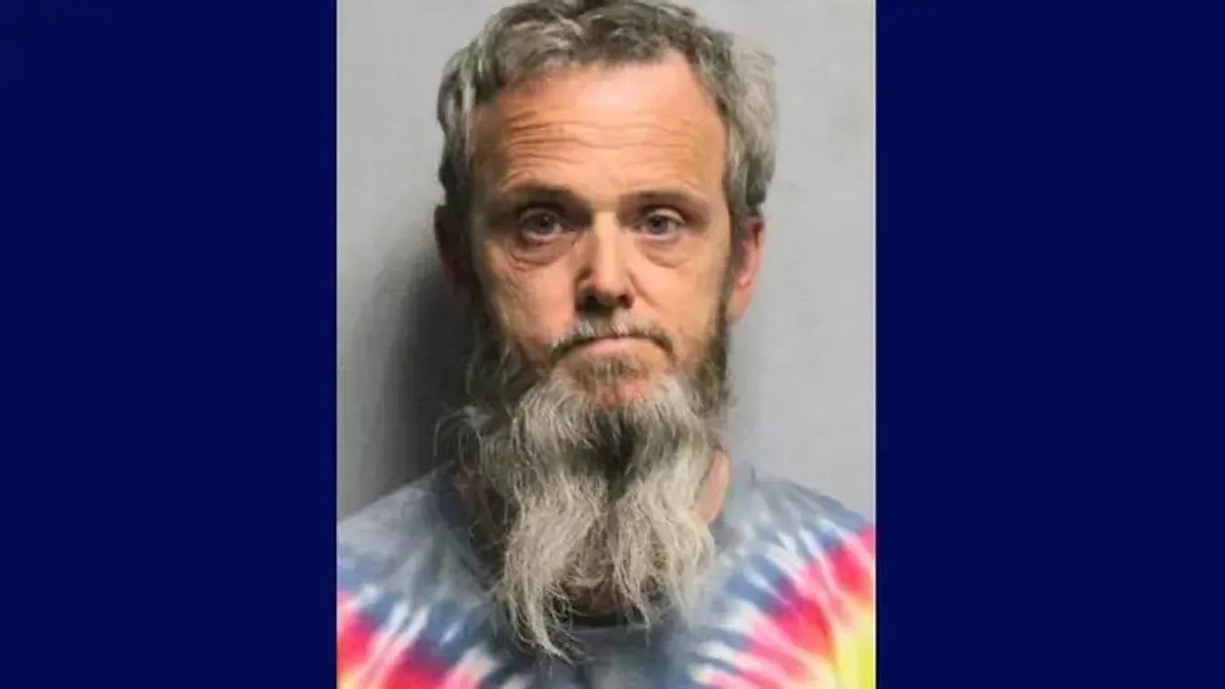 14 évesnek adta ki magát, meztelen képeket csalt ki gyerekektől