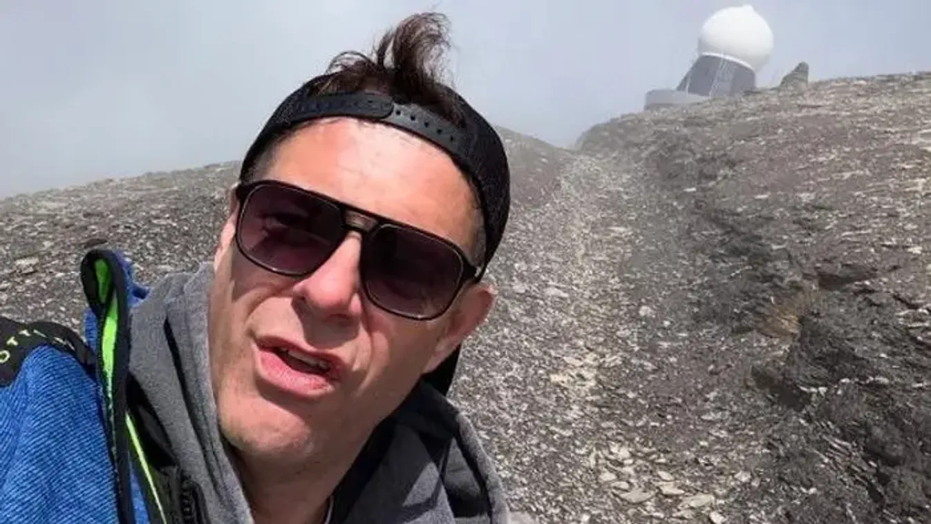 „Nem voltam szép gyerek” – Tilla gyerekkori fotójával üzent