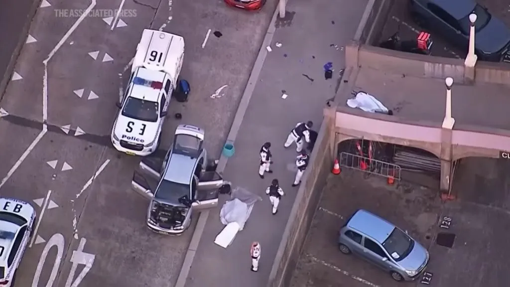 Apa és fia követte el Ausztrália harminc éve legsúlyosabb terrortámadását