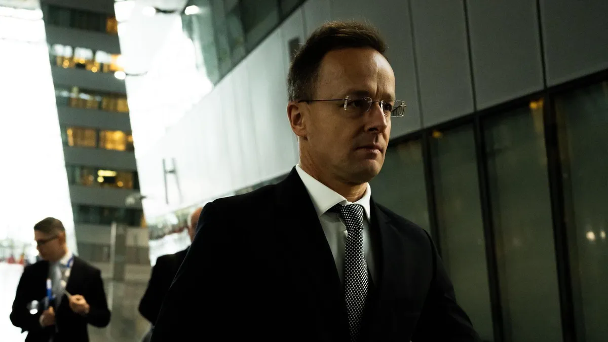 Gáspár Evelin mostantól Szijjártó Péter közösségi oldalaiért felel szerkesztőként