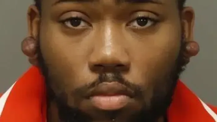 Egy HIV-fertőzött férfi vérét „permetezte” két kórházi dolgozó szemébe