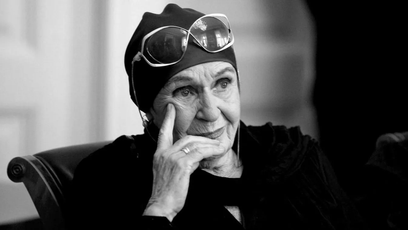 Eladó az elhunyt kétszeres Kossuth-díjas színésznő autója, ennyit kérnek érte