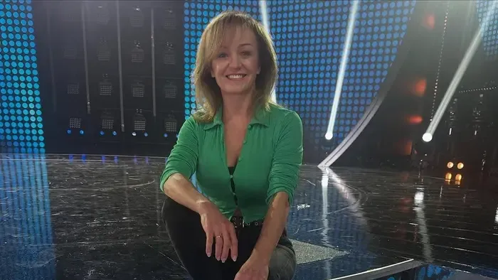 Hihetetlen gyorsan felnőtt Szandi fia, szalagavatós fotón mutatta meg Csabit a büszke anyuka