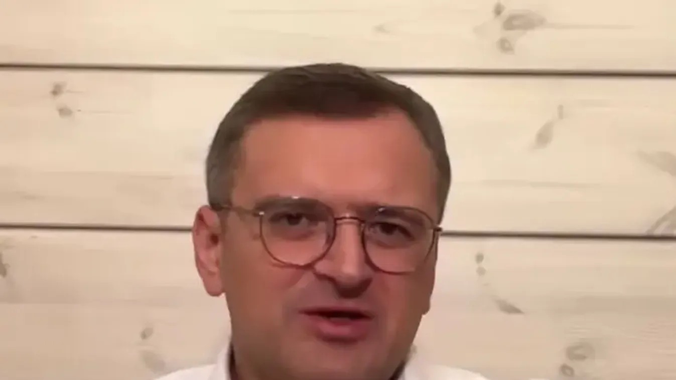 Ukrajna azért imádkozik, hogy az Ukrajna-párti Tisza nyerje a választásokat