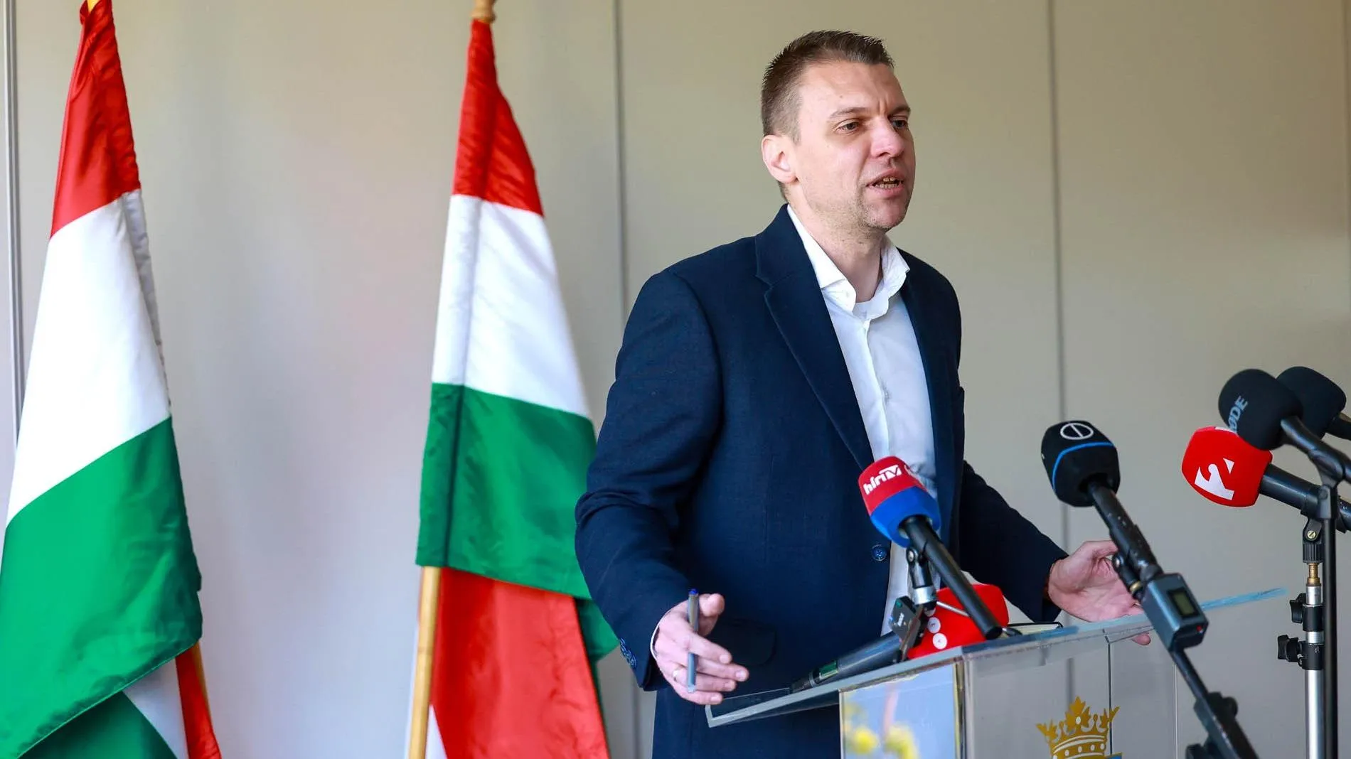 Menczer Tamás: Orbán Viktor a bevándorlás elleni küzdelem élharcosa