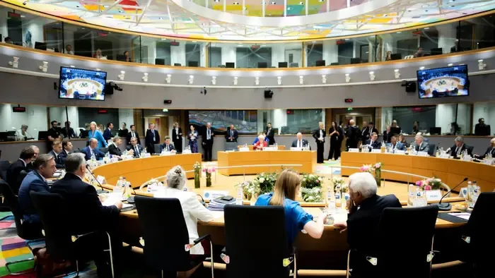 Az EU-csúcson eldől a befagyasztott orosz vagyon sorsa