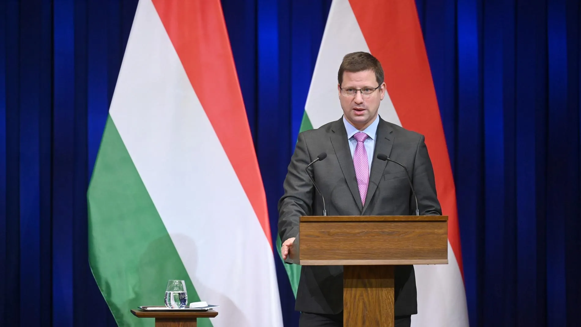 Gulyás: A kormány állja a szavát és kész segíteni Budapestnek