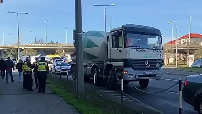 Betonmixer gázolt halálra egy nőt Egerben