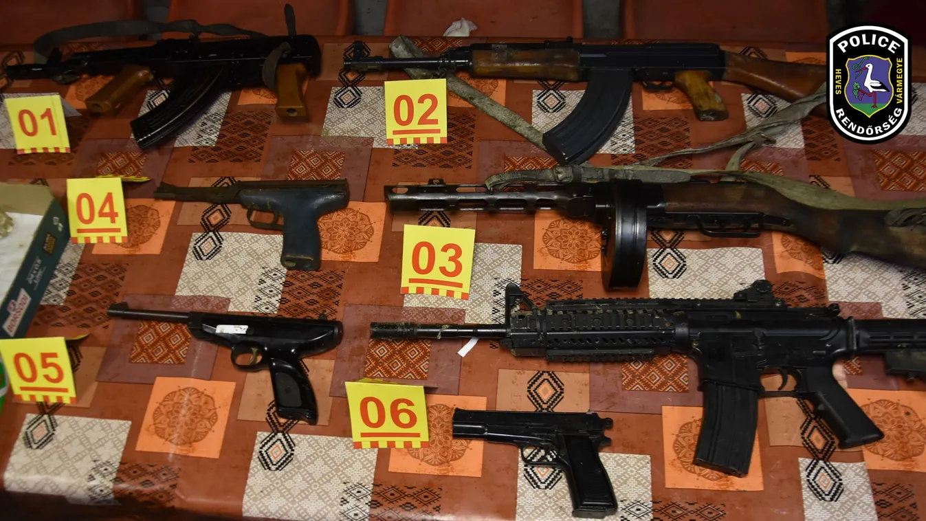 Iszonyatos fegyverarzenál miatt vonult ki a TEK