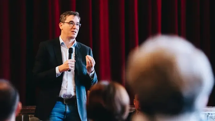 Latorcai Csaba: A baloldal vitte csődbe a fővárost, Karácsonynak ma a lemondásával kellene sétálgatni