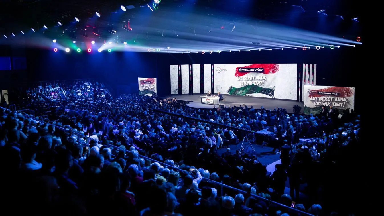 Meglepetésvendégekkel folytatódik Mohácson a DPK háborúellenes országjárása, Magyar Péter feladta