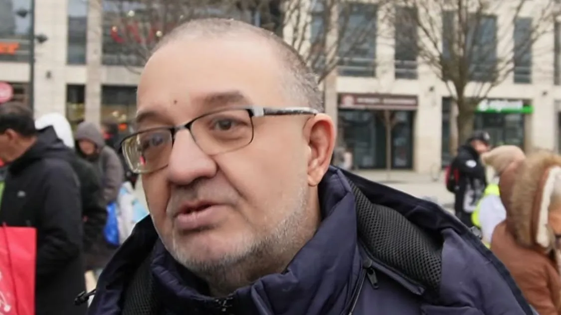 Orbán Viktorban bíznak a Tisza ételosztásán sorban állók