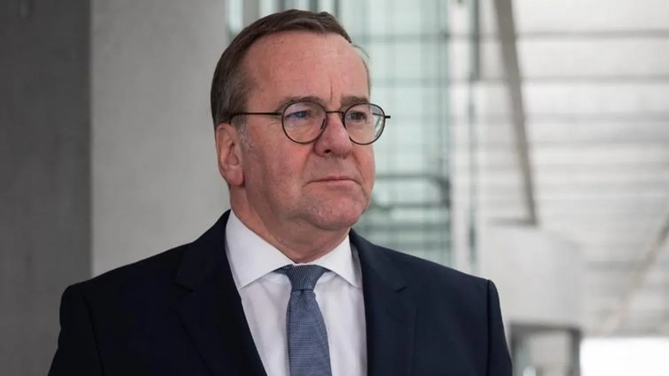 Német védelmi miniszter: 2029-ben készen állunk a háborúra - Videó