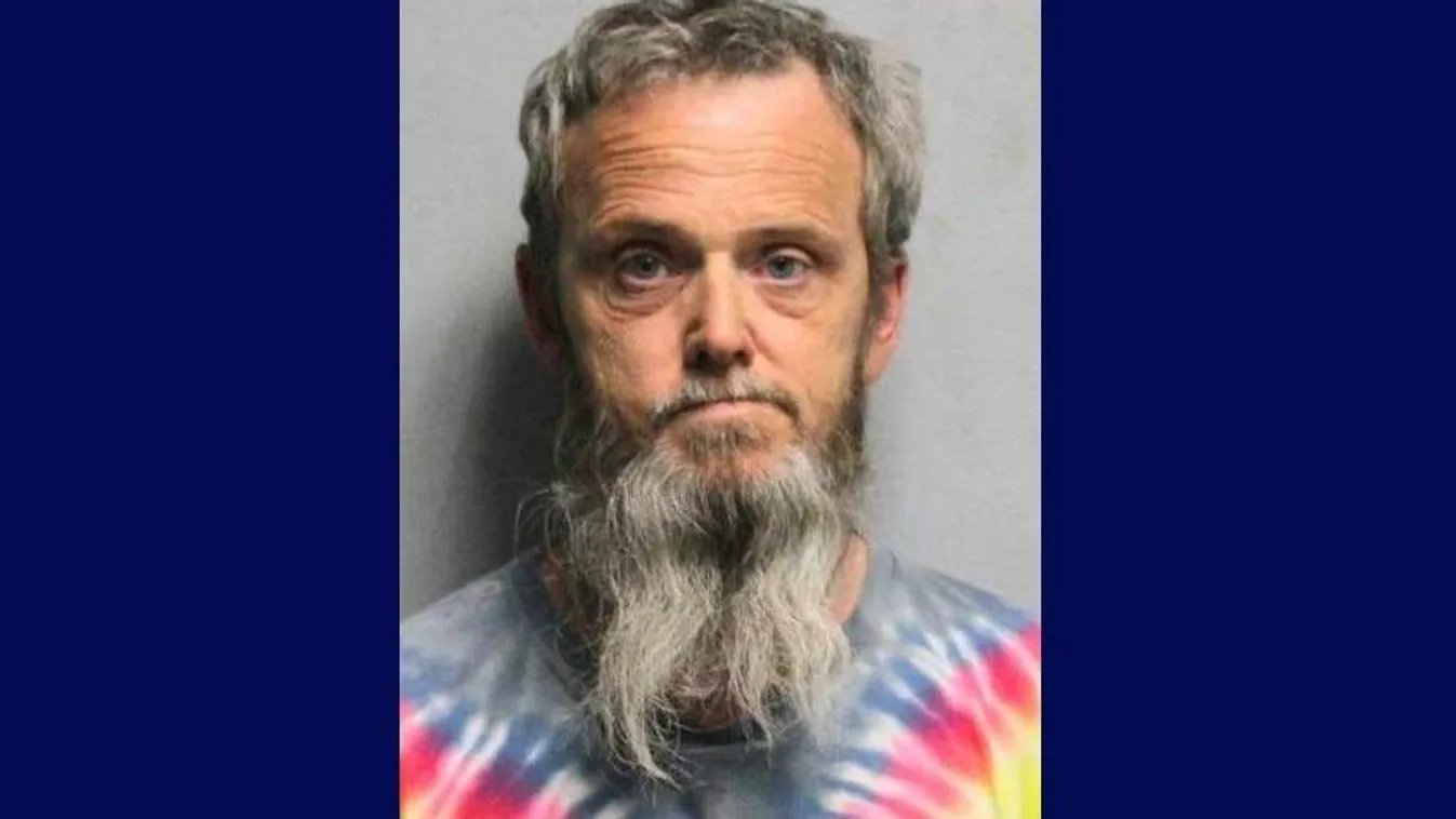 14 évesnek adta ki magát, meztelen képeket csalt ki gyerekektől