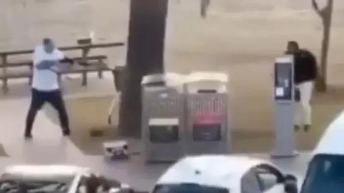 Durva, zsidók elleni terrortámadás történt, sokakat agyonlőttek