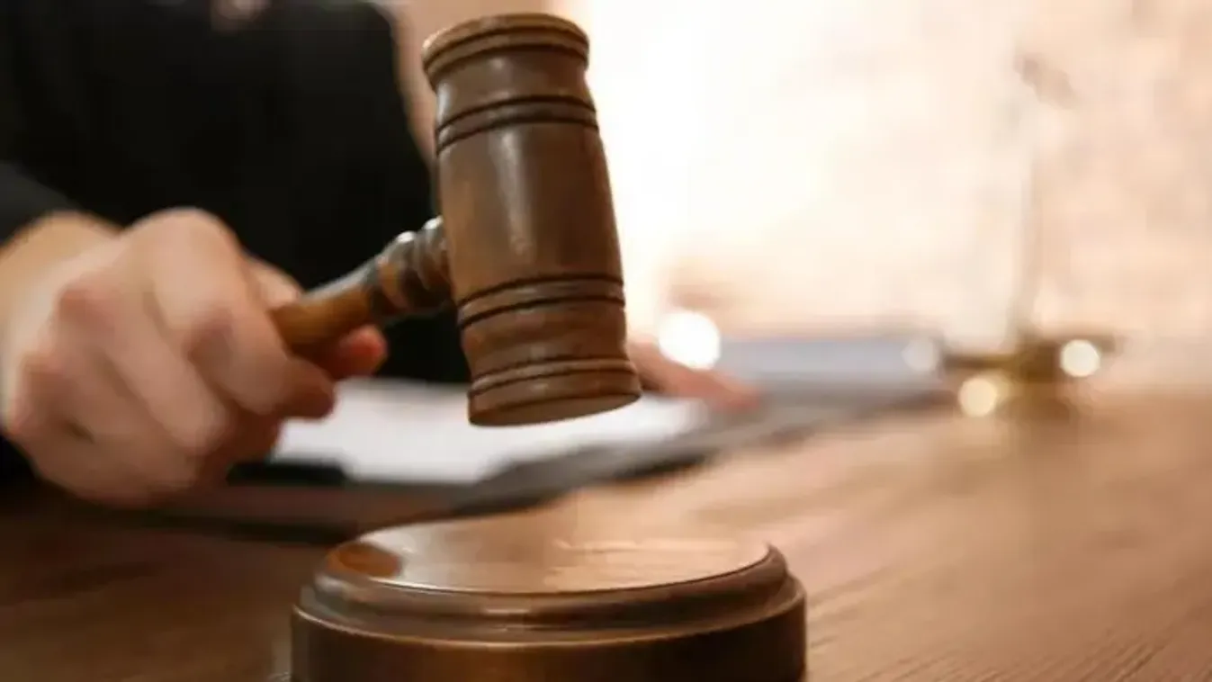 Börtönbüntetést kapott Pakisztánban az egykori kémfőnök