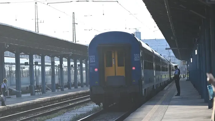 Gázolt a vonat a záhonyi fővonalon