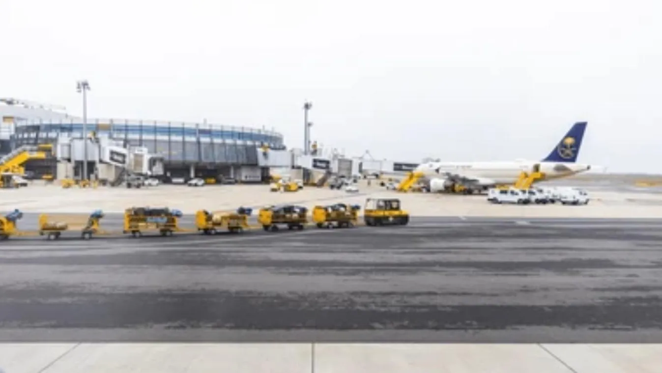 Repülőtereket zártak be és járatokat töröltek Európa szerte a jegesedés miatt