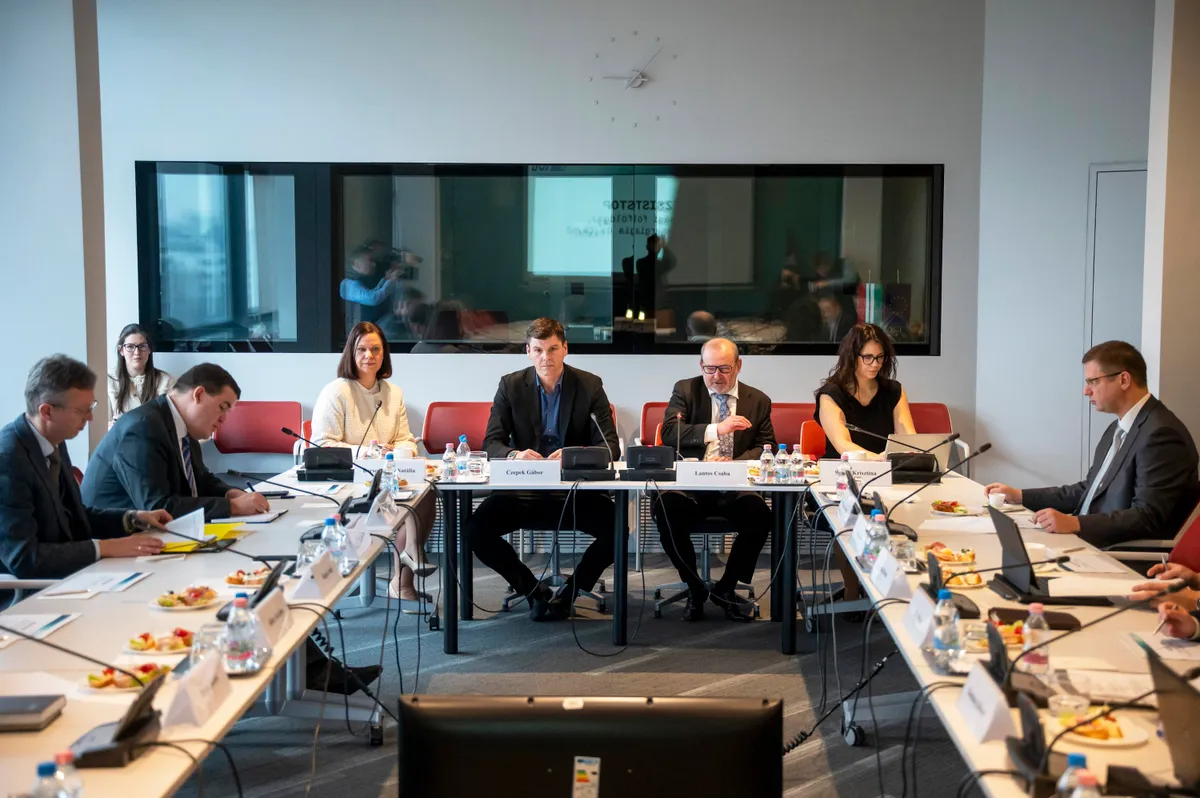 BORDÁS Gábor; GULYÁS Gergely; BORSOS-PAPP Natália; LANTOS Csaba; SOÓKY Krisztina; CZEPEK Gábor; HANKÓ Balázs