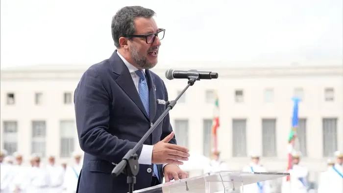 „Vesztésre állsz a háborúban” – Salvini üzent Zelenszkijnek + videó