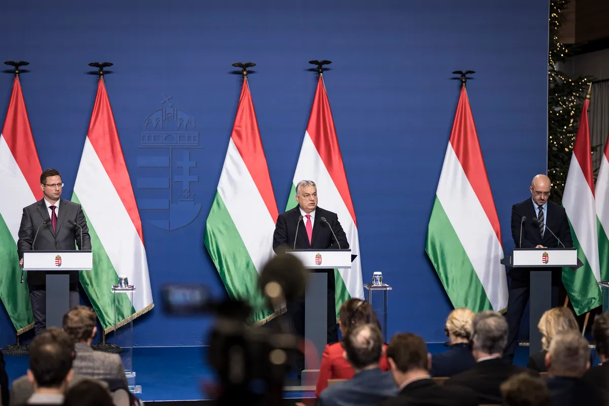 KOVÁCS Zoltán; ORBÁN Viktor; GULYÁS Gergely