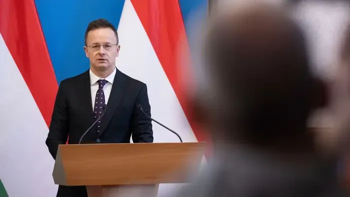 „48 óra sem kellett, hogy kiderüljön” – Szijjártó Péter csattanós választ adott a tiszások legújabb akciójára