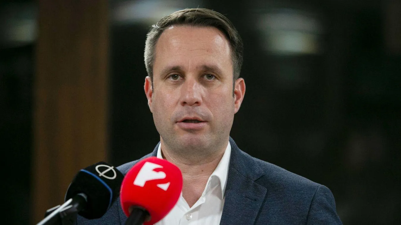 Dömötör: Sűrű lesz a hét Strasbourgban