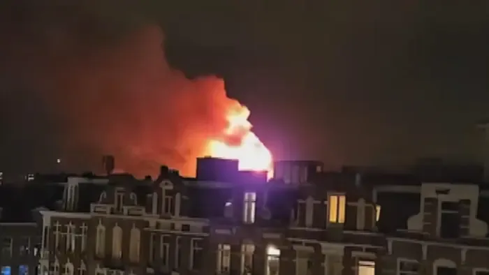 Brutális templomtűz pusztított szilveszter éjjel Amszterdamban – Videó
