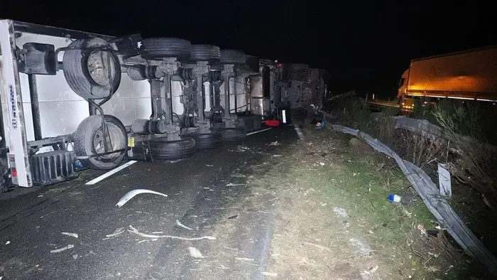 Gázpalackok robbantak fel az M6-oson, ki is gyulladtak