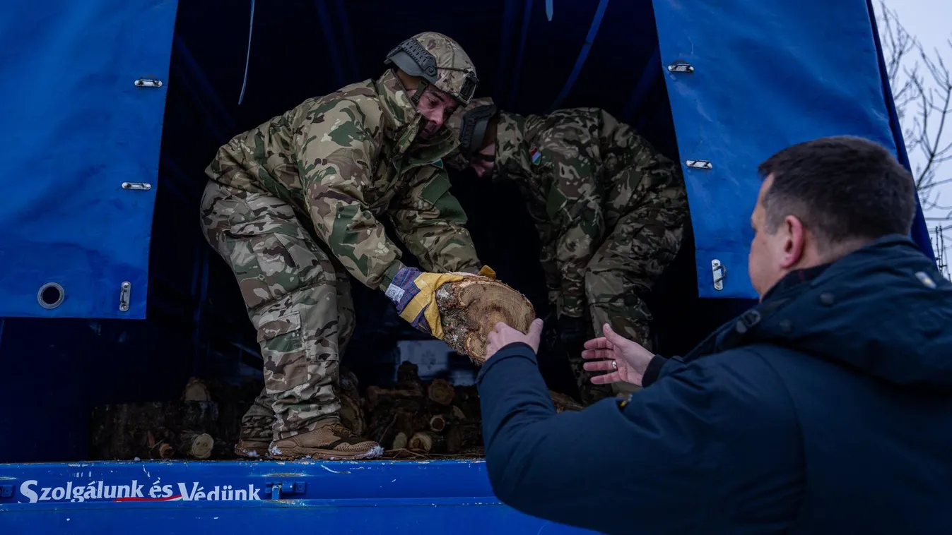 Fülöp Attila: mindenkiről gondoskodunk - megkezdődött a rendkívüli tűzifaosztás