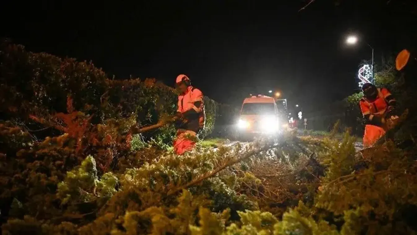 Szélvihar miatt leállították az egyik francia atomerőművet
