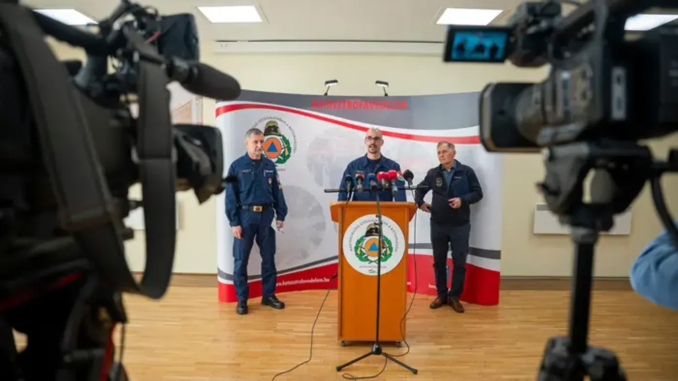  Operatív Törzs: senki se induljon útnak ott, ahol meteorológiai riasztás lesz érvényben ónos eső miatt