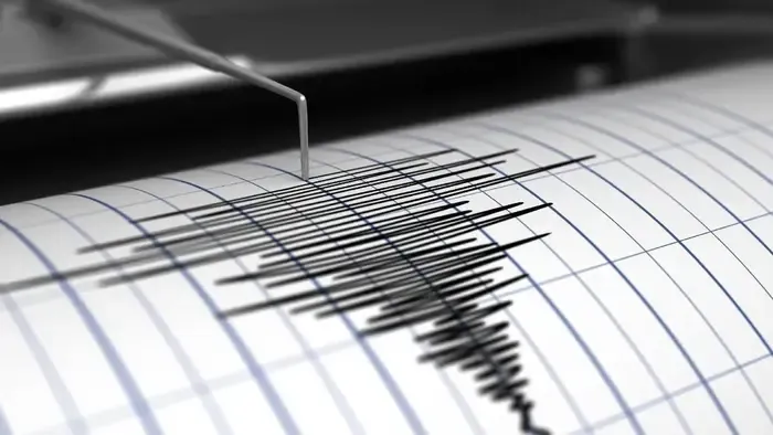 Erős földrengés rázta meg Japán északnyugati részét, cunamiveszély nincs