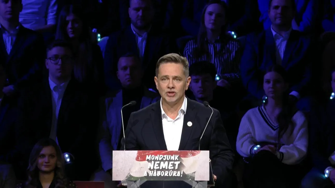 Megkezdődött a digitális polgári körök Háborúellenes nagygyűlése