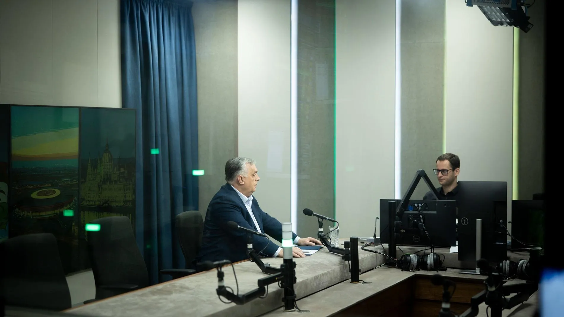 Orbán Viktor: százezerszámra kerültek volna fizetésképtelen helyzetbe a családok, ha nincs rezsicsökkentés