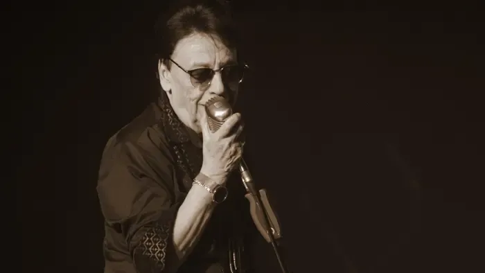 Elhunyt Fenyő Miklós