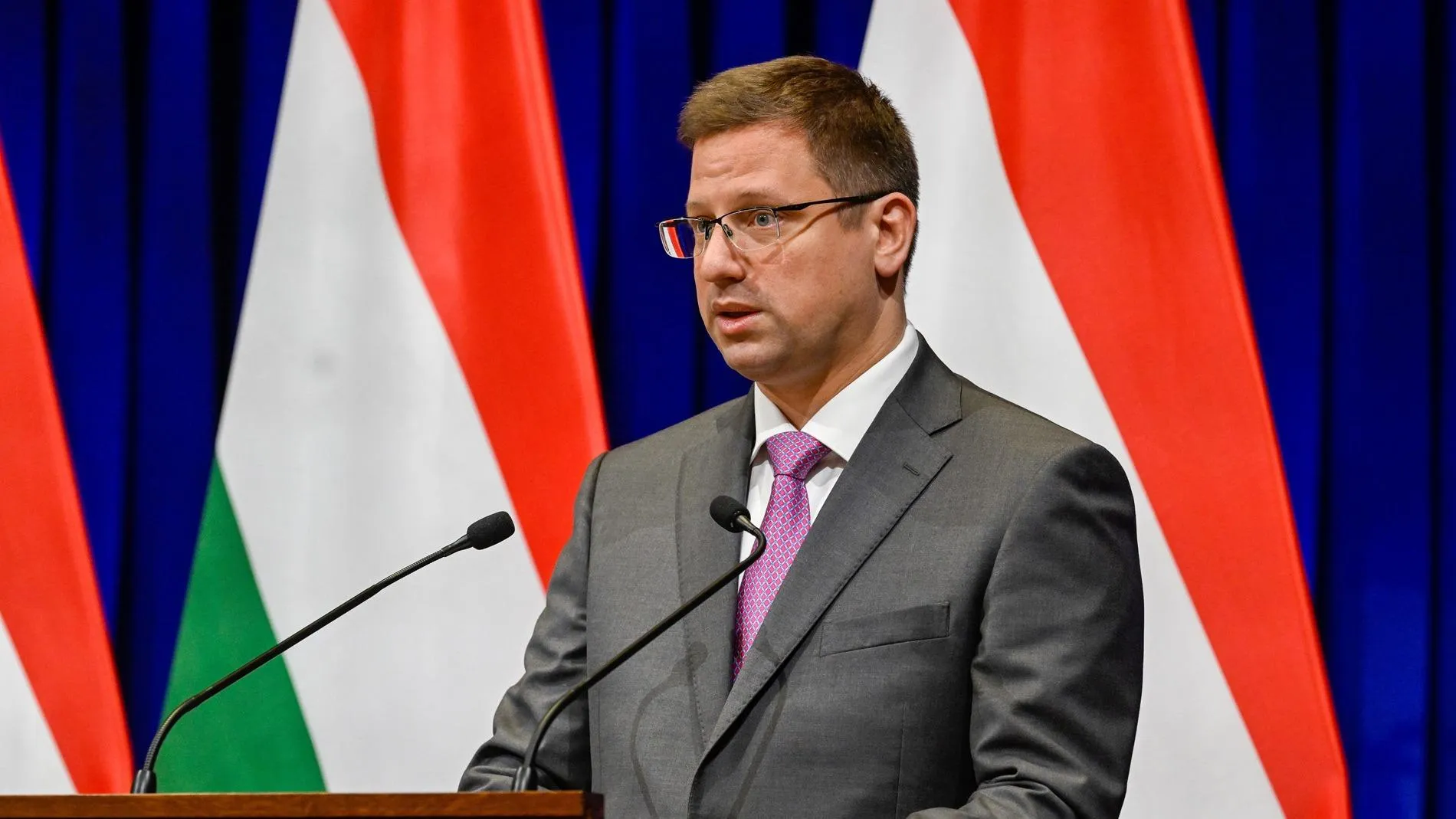 Gulyás Gergely: indul a Nemzeti Petíció, Brüsszelben újabb ukrán pénzügyi igények kerültek napirendre