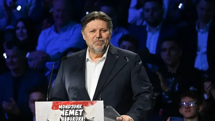 Gelencsér Attila: áprilisban nem képviselőket, hanem sorsot választunk