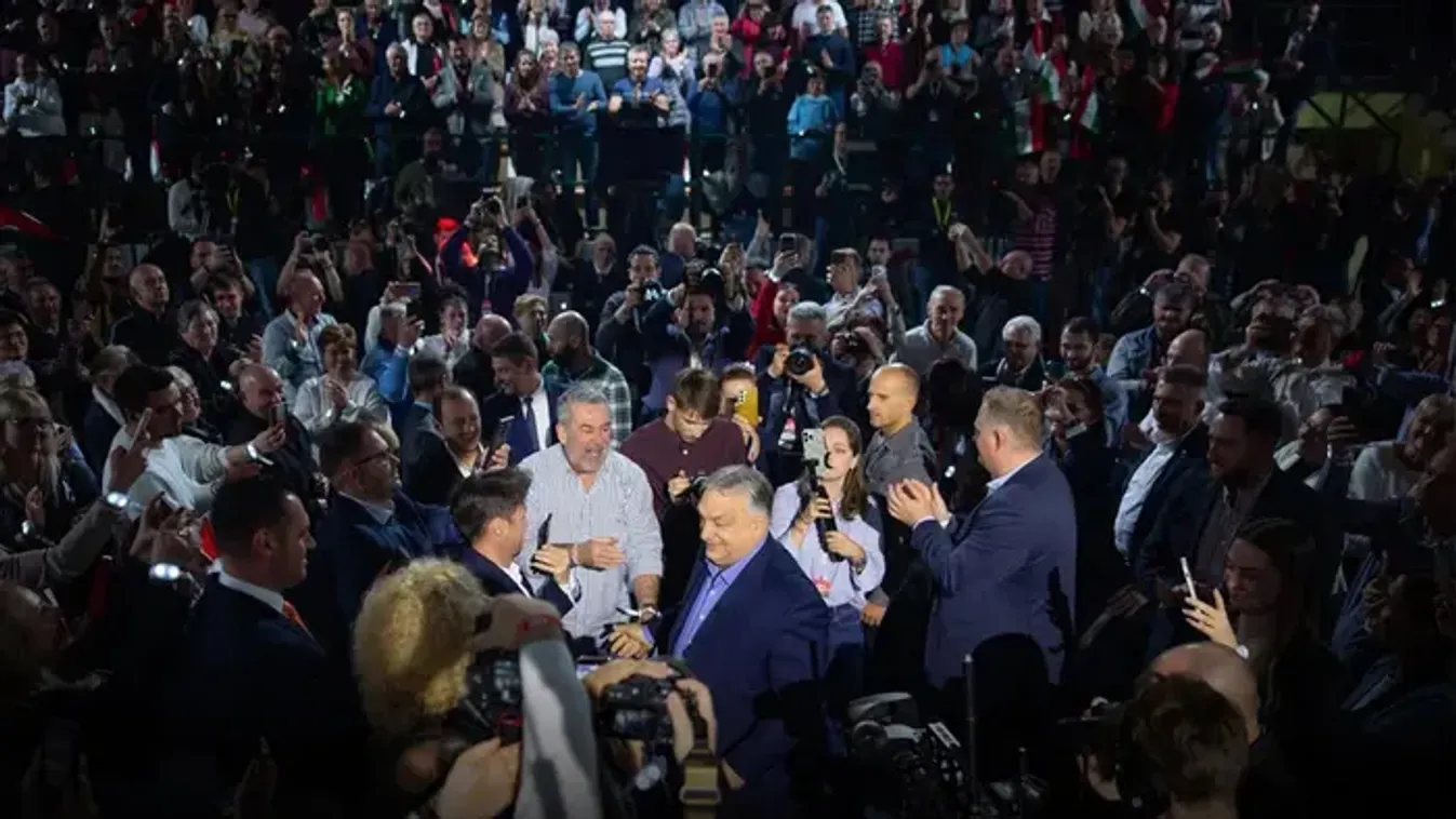 Orbán Balázs: az európai vezetők elárulták saját választóikat, Orbán Viktor esélyei viszont kiemelkedők