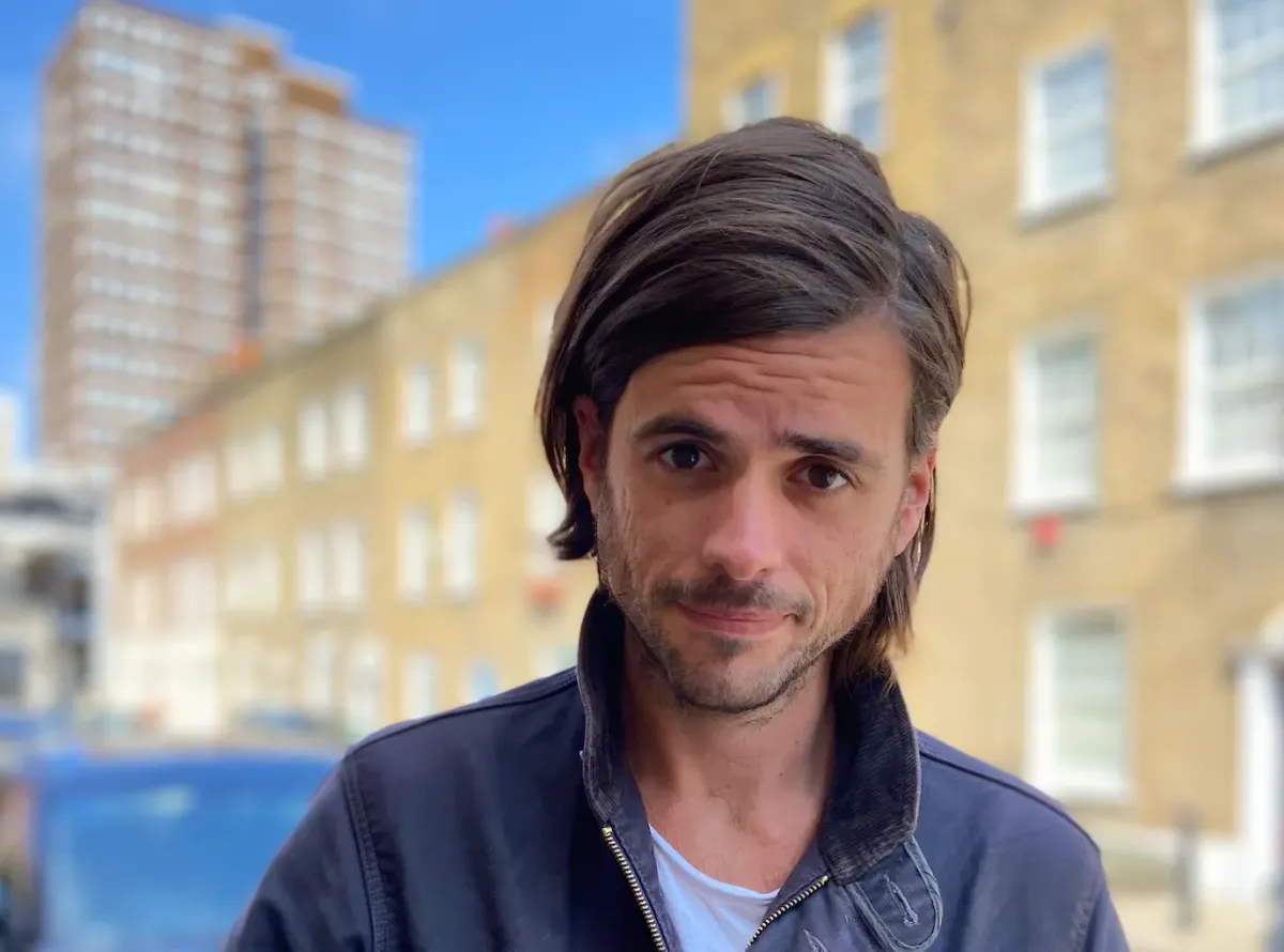 Winston Marshall a zenei világ után a média világában is világhírűvé vált, mindig is támogatta a konzervatív értékrendet