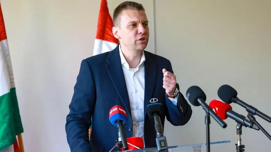 Menczer Tamás keményen odaszólt tiszás ellenfelének