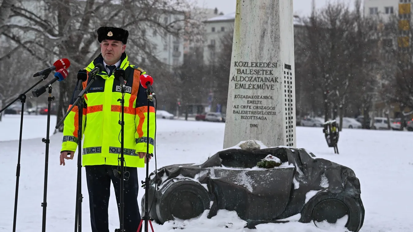 ORFK: a hétfői havazásban csaknem háromszorosára nőtt a balesetek száma
