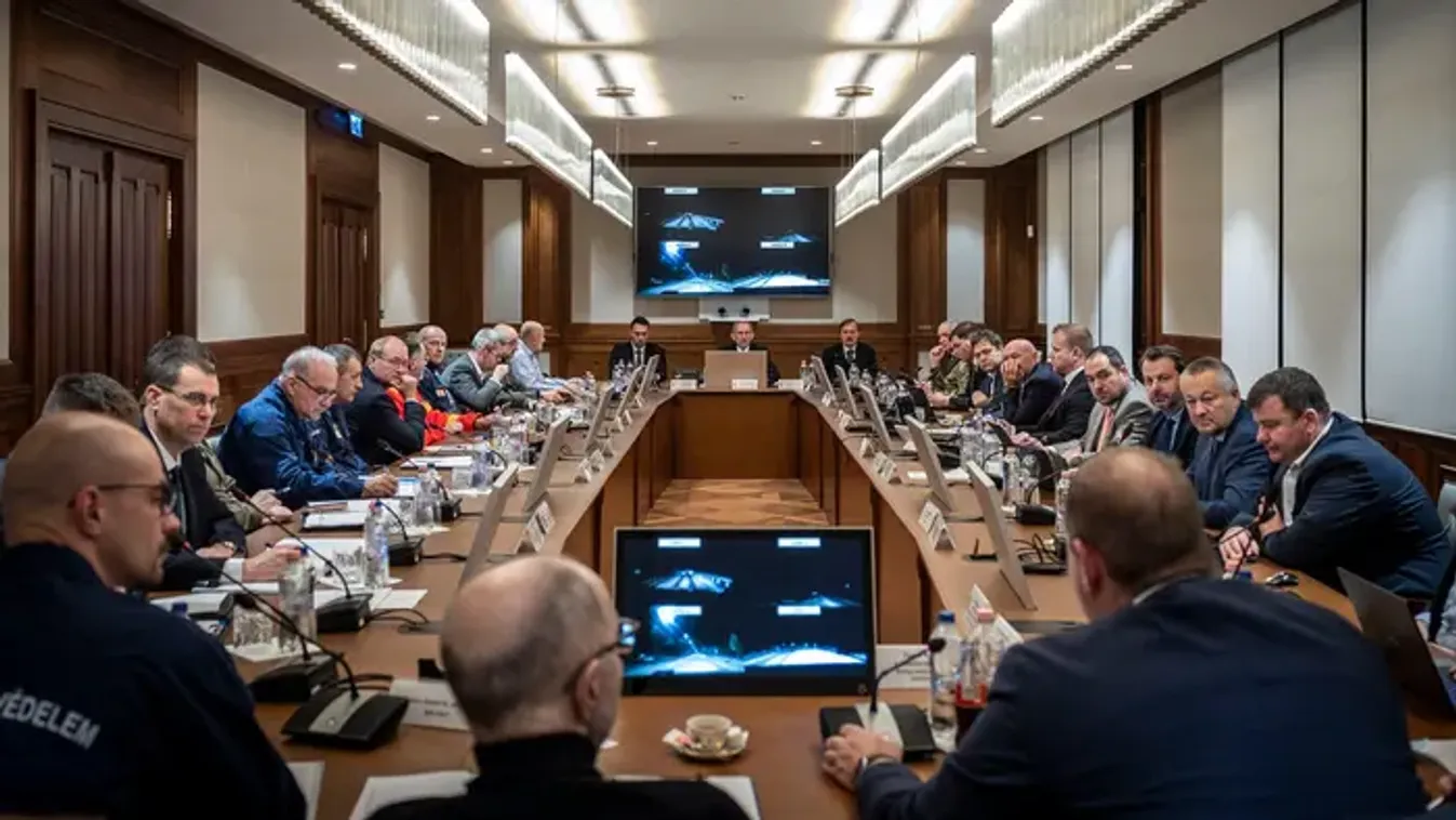  Hóhelyzet: Az állami szervek éjjel-nappal teljes kapacitással dolgoznak - Fotók