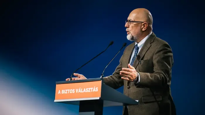 Kelemen Hunor: Orbán Viktor vezetésével Magyarország nem sodródik, hanem irányt mutat