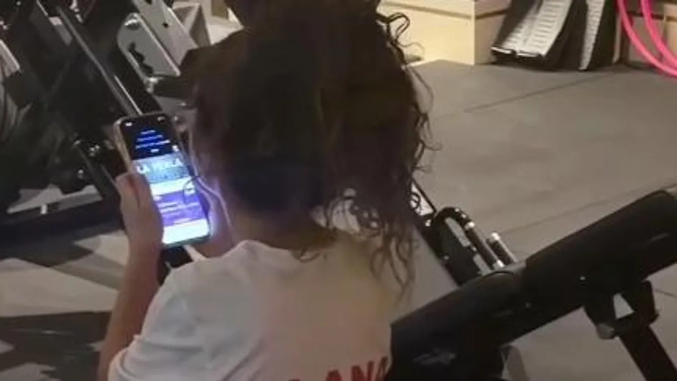 Lenyűgöző videó, így énekel Cristiano Ronaldo kislánya