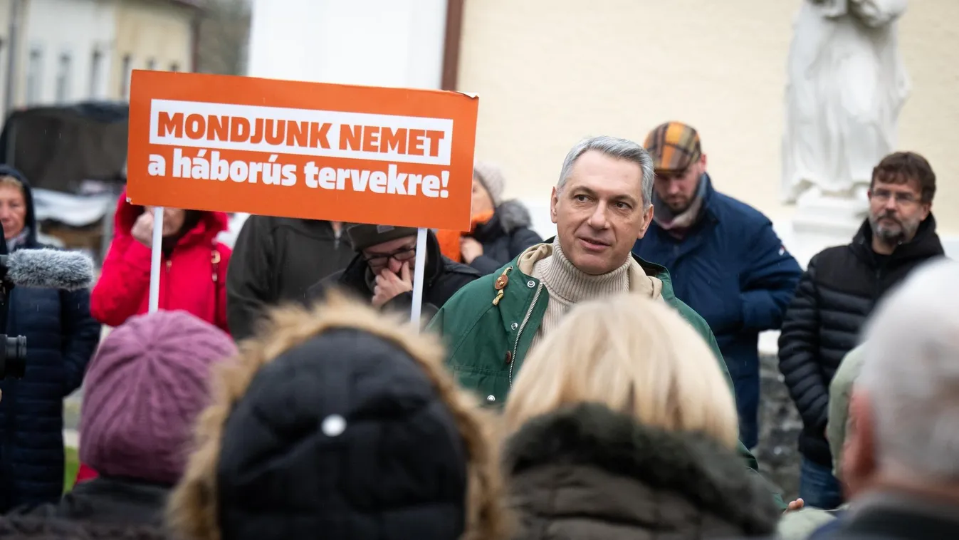 Lázár János alaposan beolvasott Magyar Péternek