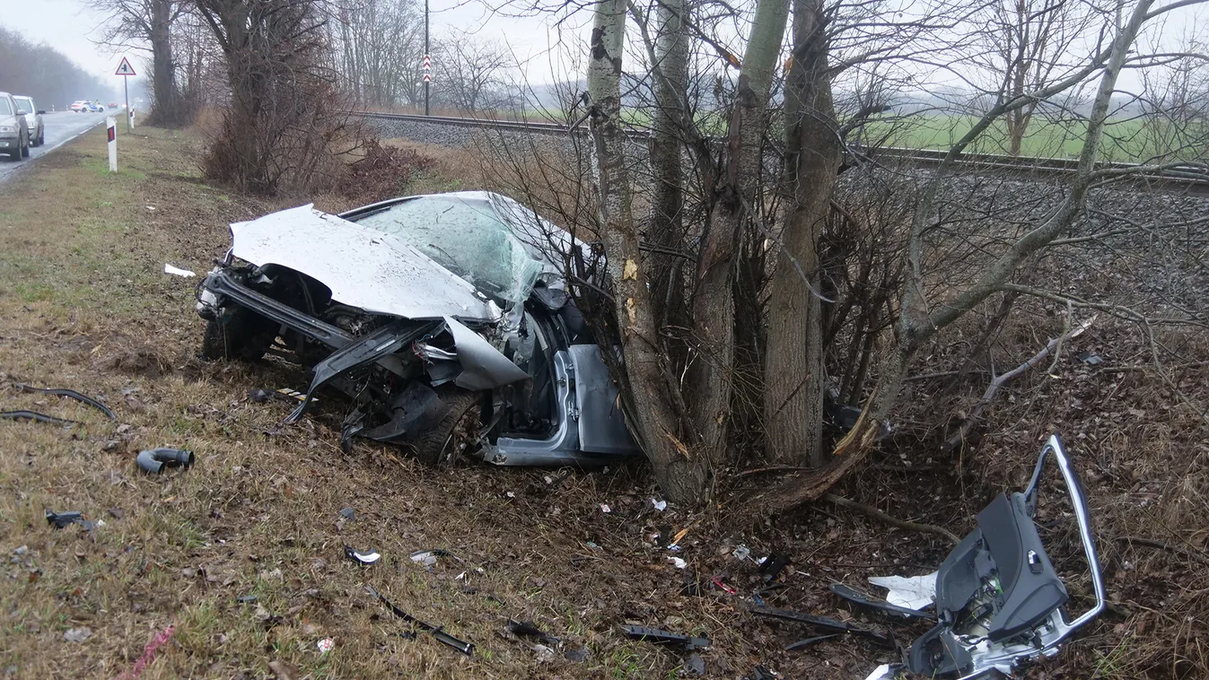 Halálos tragédia történt az 5-ös úton