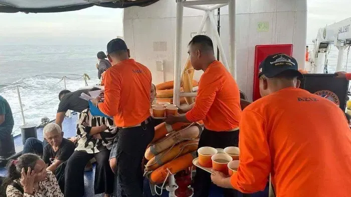 Elsüllyedt egy komp a Fülöp-szigeteknél, legalább 15 ember meghalt